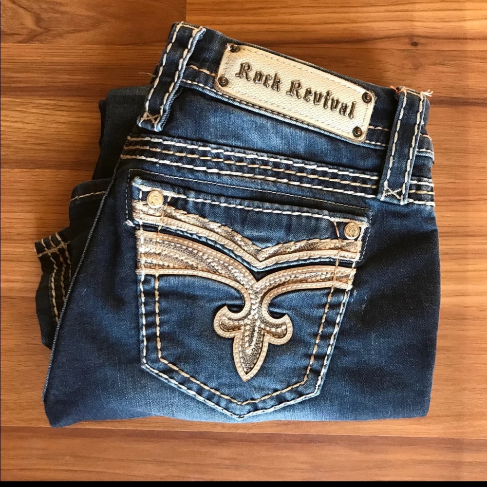 Rock Revival sorrel capri. 28.